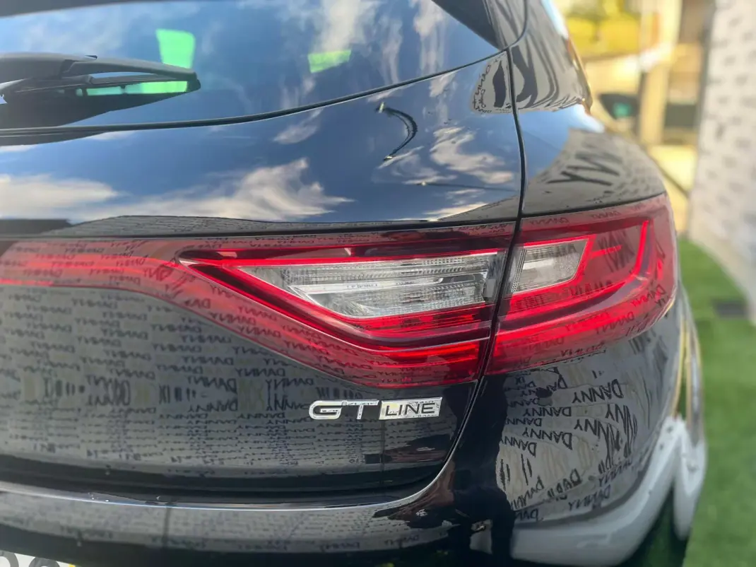 Renault Mégane 2016 - 15750 EUR, 120000 km - AUTO.MOTO.pt - 120000km - foto 4 de 8