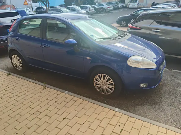 Fiat Grande Punto 2007 - 3000 EUR, 90000 km - 90000km - foto 2 de 4