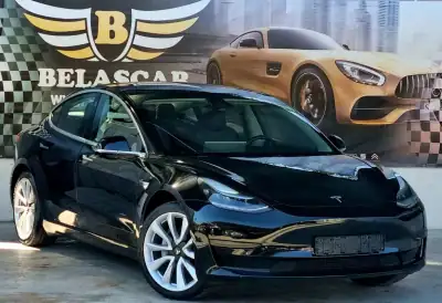 Tesla Model 3 2020 - 23500 EUR, 81000 km - AUTO.MOTO.pt - 81000km - foto 14 de 15