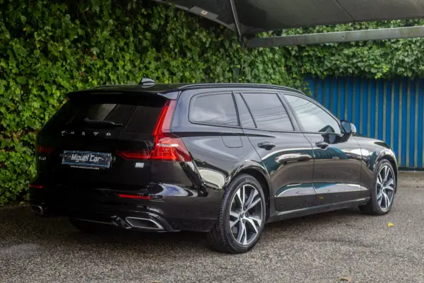 Volvo V60 2021 - 31900 EUR, 88100 km - AUTO.MOTO.pt - 88100km - foto 8 de 18
