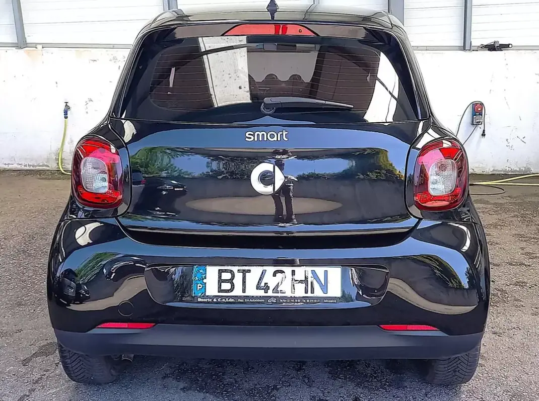 Smart ForFour 2018 - 10890 EUR, 53910 km - AUTO.MOTO.pt - 53910km - foto 3 de 19