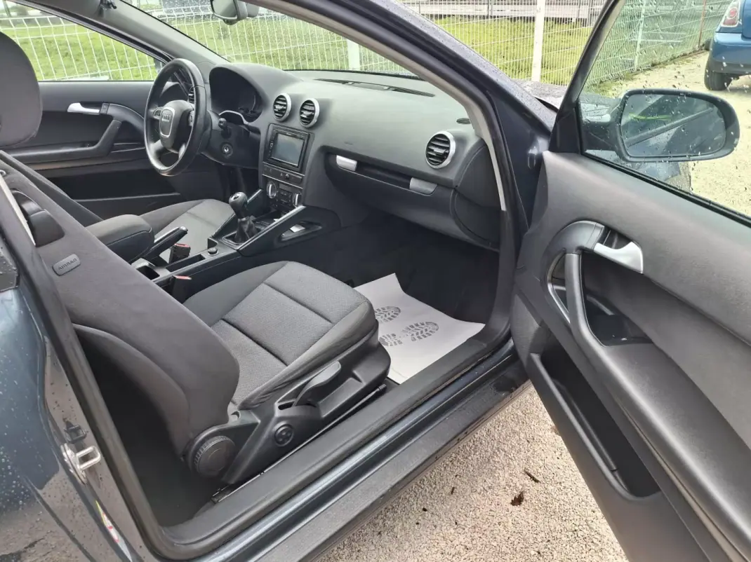Audi A3 2012 - 9990 EUR, 279321 km - AUTO.MOTO.pt - 279321km - foto 19 de 20