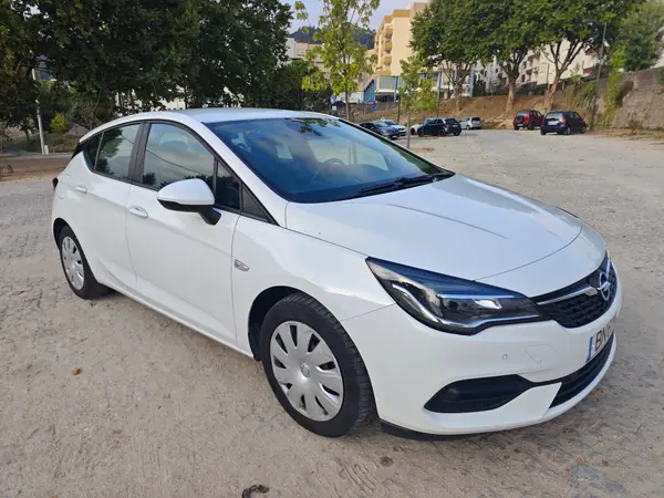 Opel Astra 2020 - 12000 EUR, 118000 km - AUTO.MOTO.pt - 118000km - foto 15 de 15