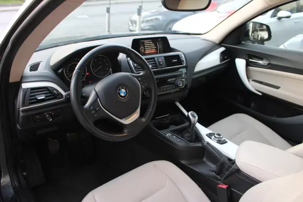 BMW 116 2016 - 13900 EUR, 175168 km - AUTO.MOTO.pt - 175168km - foto 8 de 24