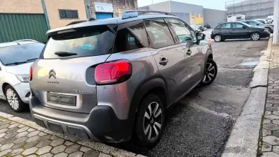 Citroën C3 Aircross 2018 - 10500 EUR, 102000 km - AUTO.MOTO.pt - 102000km - foto 14 de 19