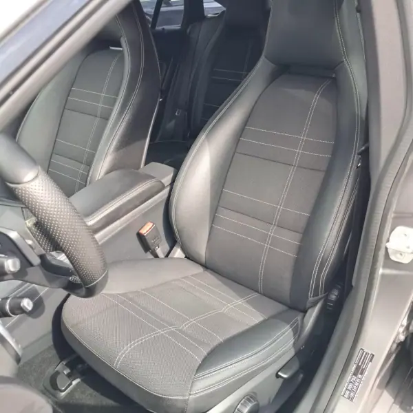 Mercedes-Benz CLA 220 2015 - 17690 EUR, 199000 km - AUTO.MOTO.pt - 199000km - foto 14 de 14