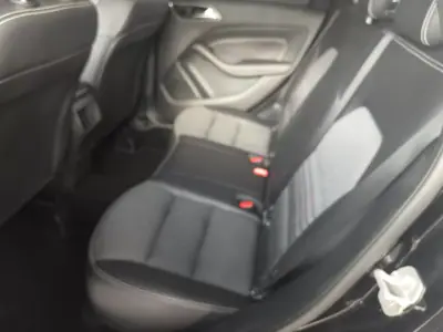 Mercedes-Benz B 180 2017 - 17490 EUR, 76000 km - AUTO.MOTO.pt - 76000km - foto 13 de 15