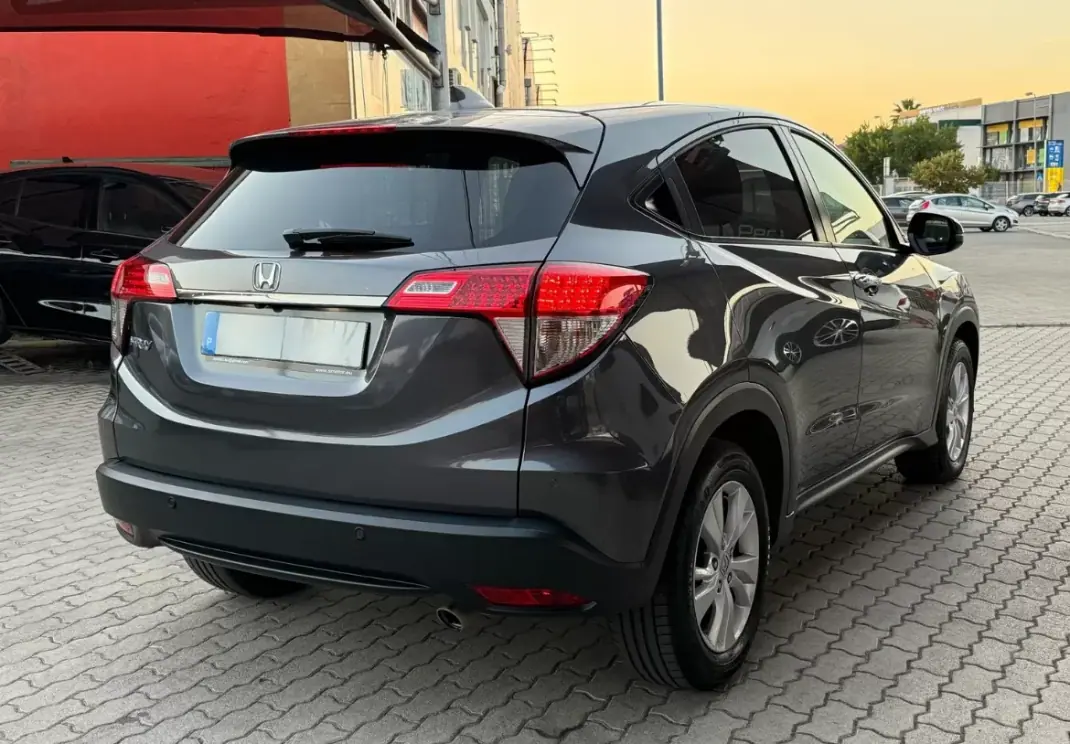Honda HR-V 2020 - 21950 EUR, 101000 km - AUTO.MOTO.pt - 101000km - foto 4 de 22