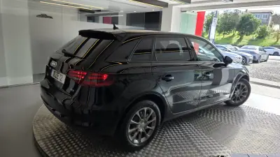 Audi A3 Sportback 2016 - 11900 EUR, 253264 km - AUTO.MOTO.pt - 253264km - foto 20 de 55