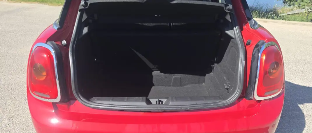 MINI One 2016 - 14900 EUR, 148000 km - AUTO.MOTO.pt - 148000km - foto 21 de 21