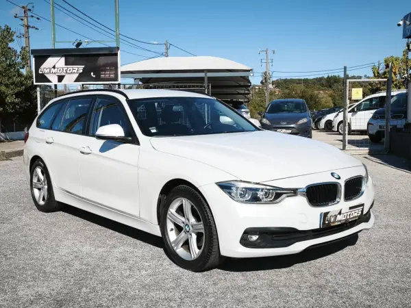 BMW 318 2019