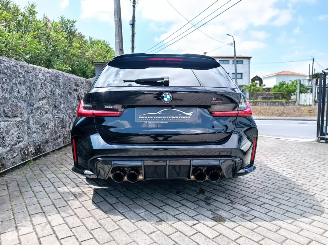 BMW M3 2023 - 114500 EUR, 11000 km - AUTO.MOTO.pt - 11000km - foto 8 de 30