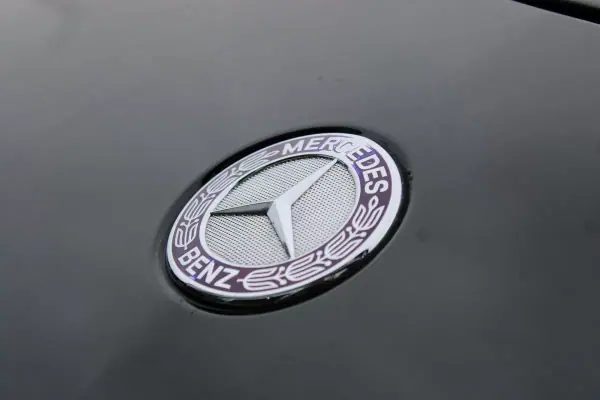Mercedes-Benz CLA 180 2016 - 15990 EUR, 215975 km - AUTO.MOTO.pt - 215975km - foto 14 de 18