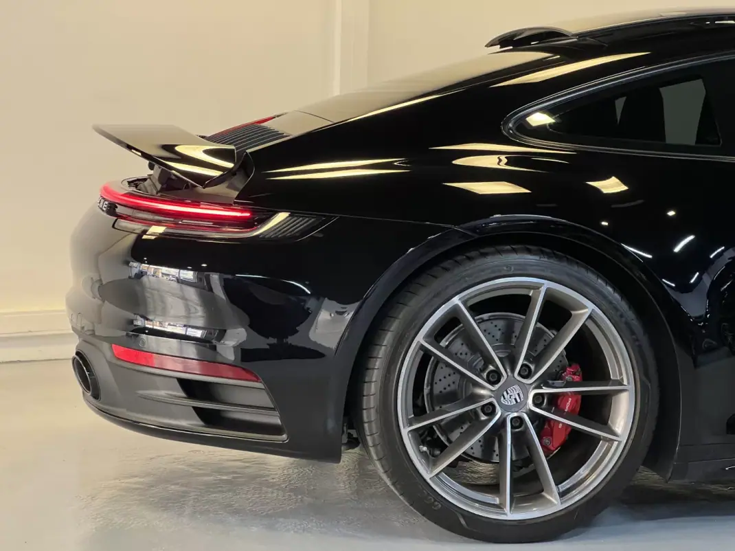 Porsche 992 2019 - 139990 EUR, 90000 km - AUTO.MOTO.pt - 90000km - foto 7 de 56
