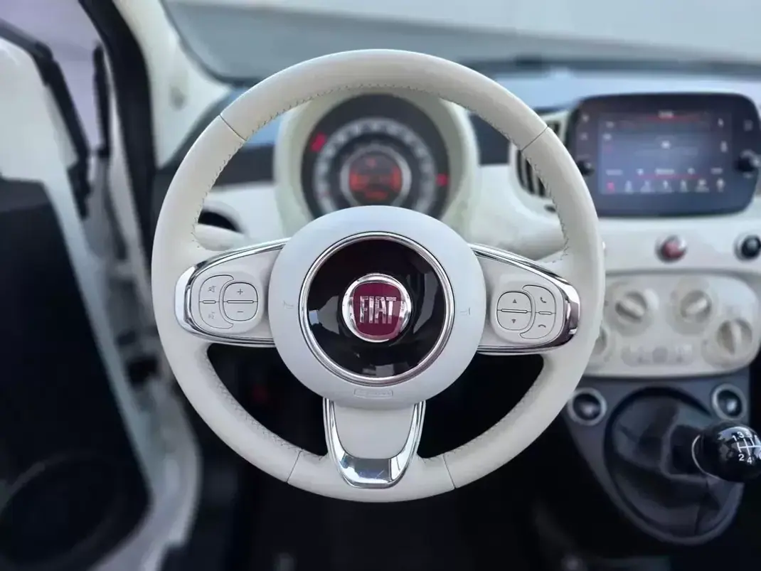 Fiat 500C 2018 - 10750 EUR, 67500 km - 67500km - foto 14 de 29