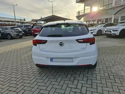 Opel Astra 2016 - 11000 EUR, 81600 km - AUTO.MOTO.pt - 81600km - foto 7 de 28