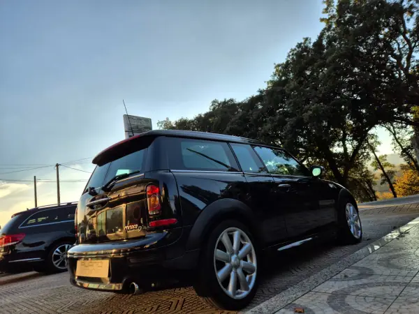 MINI Clubman 2009 - 8500 EUR, 195000 km - AUTO.MOTO.pt - 195000km - foto 15 de 18