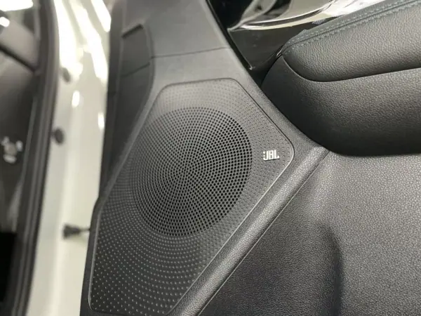 Kia e-Niro 2021 - 33500 EUR, 69000 km - AUTO.MOTO.pt - 69000km - foto 27 de 51