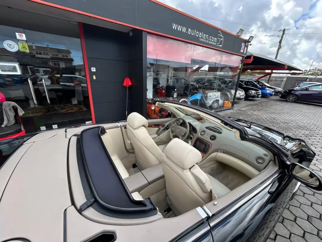 Mercedes-Benz SL 350 2003 - 27500 EUR, 123103 km - AUTO.MOTO.pt - 123103km - foto 28 de 29