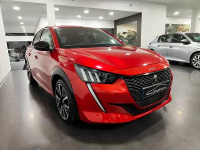 Peugeot 208 2020 - 14500 EUR, 47000 km - AUTO.MOTO.pt - 47000km - foto 4 de 36