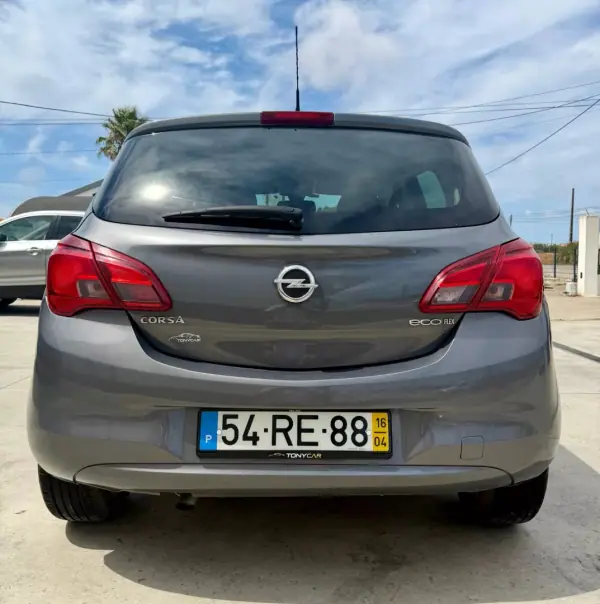Opel Corsa 2016 - 11990 EUR, 35600 km - AUTO.MOTO.pt - 35600km - foto 22 de 23