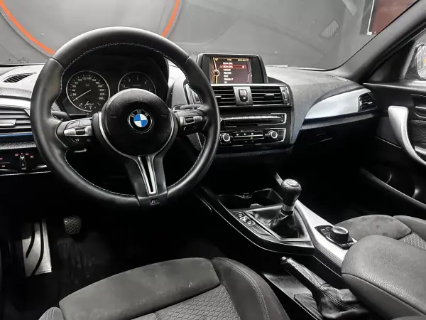 BMW 118 2012 - 13990 EUR, 263000 km - 263000km - foto 25 de 27