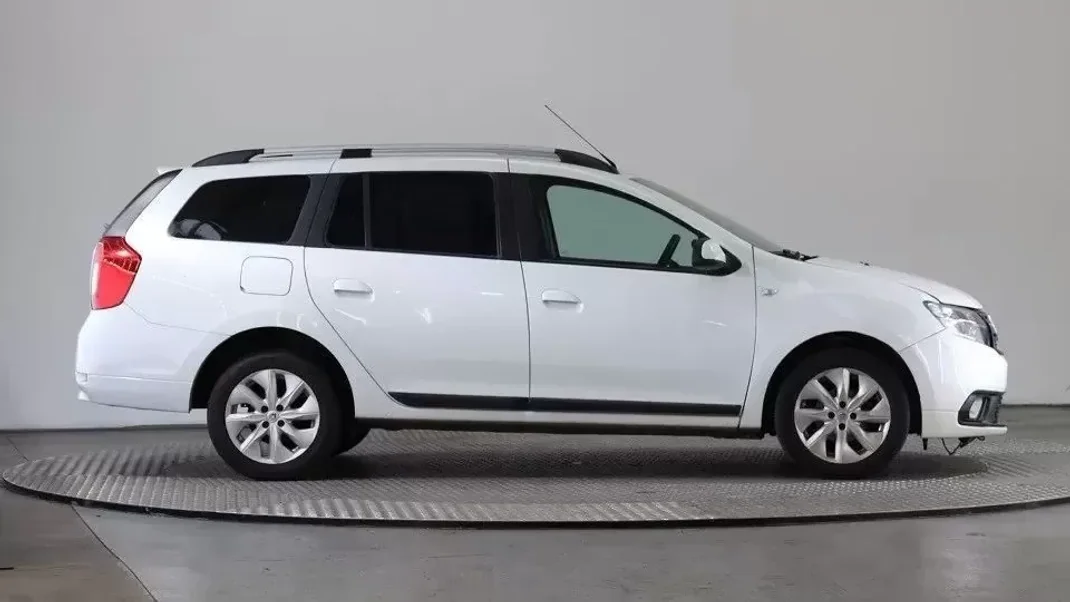 Dacia Logan MCV 2019 - 7650 EUR, 130000 km - AUTO.MOTO.pt - 130000km - foto 5 de 32