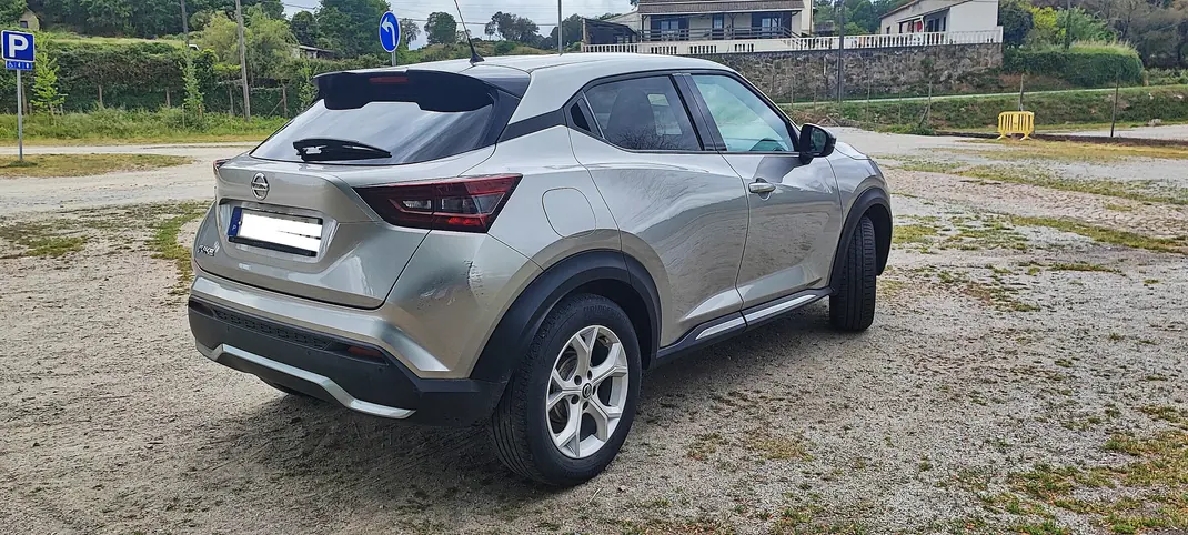 Nissan Juke 2020 - 15990 EUR, 75300 km - AUTO.MOTO.pt - 75300km - foto 6 de 30