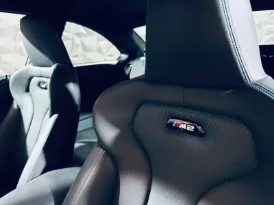 BMW M2 2020 - 65990 EUR, 13003 km - AUTO.MOTO.pt - 13003km - foto 38 de 43