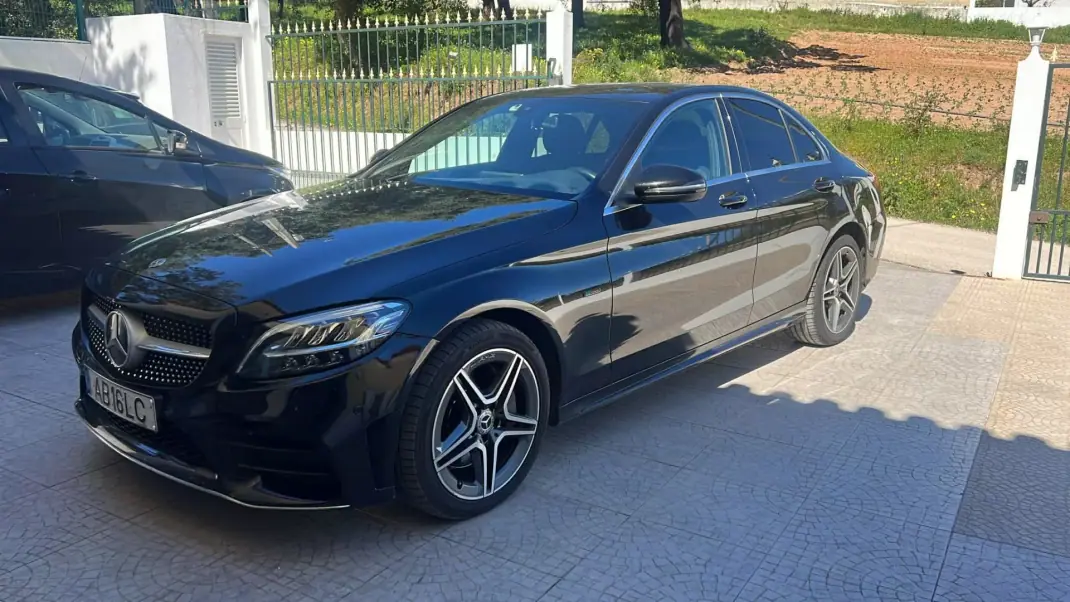 Mercedes-Benz C 300 2020 - 22480 EUR, 190000 km - AUTO.MOTO.pt - 190000km - foto 12 de 12