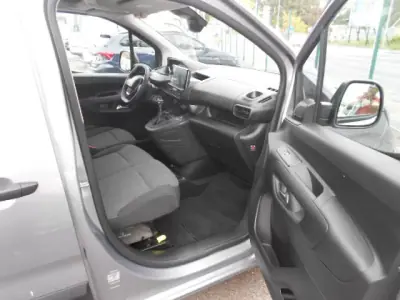Peugeot Partner 2025 - 19900 EUR, 10994 km - 10994km - foto 8 de 14