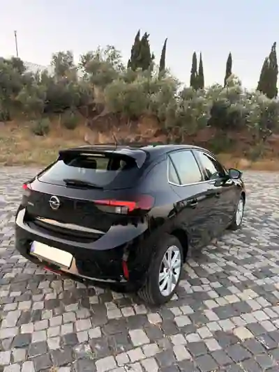 Opel Corsa 2023 - 14900 EUR, 51471 km - AUTO.MOTO.pt - 51471km - foto 3 de 15