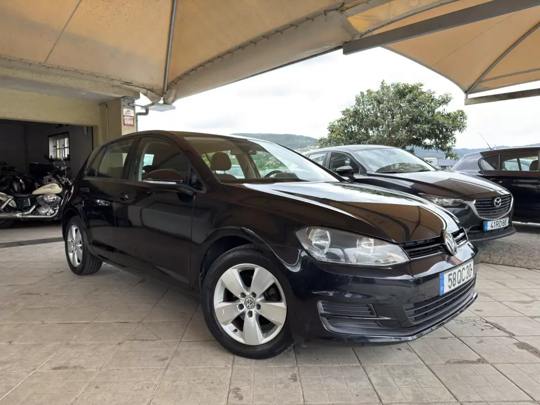 Volkswagen Golf 2015 - 12500 EUR, 195718 km - AUTO.MOTO.pt - 195718km - foto 9 de 27