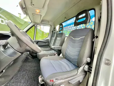Iveco 2020 - 27500 EUR, 225000 km - AUTO.MOTO.pt - 225000km - foto 19 de 24