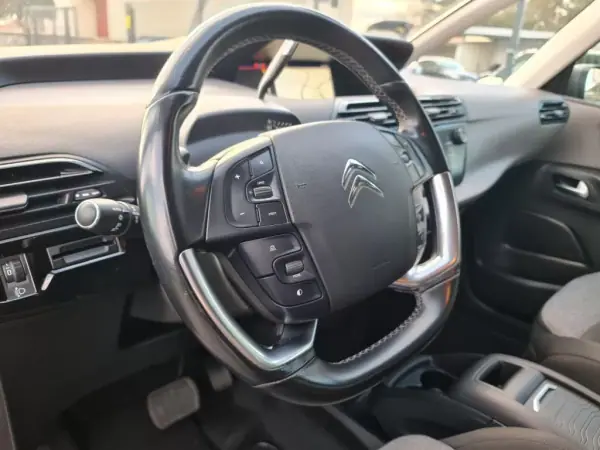 Citroën C4 Spacetourer 2020 - 17990 EUR, 169000 km - AUTO.MOTO.pt - 169000km - foto 19 de 39