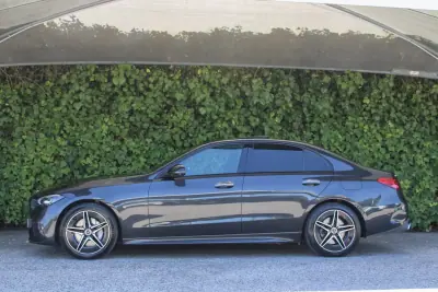 Mercedes-Benz C 300 2022 - 44900 EUR, 31000 km - 31000km - foto 7 de 21
