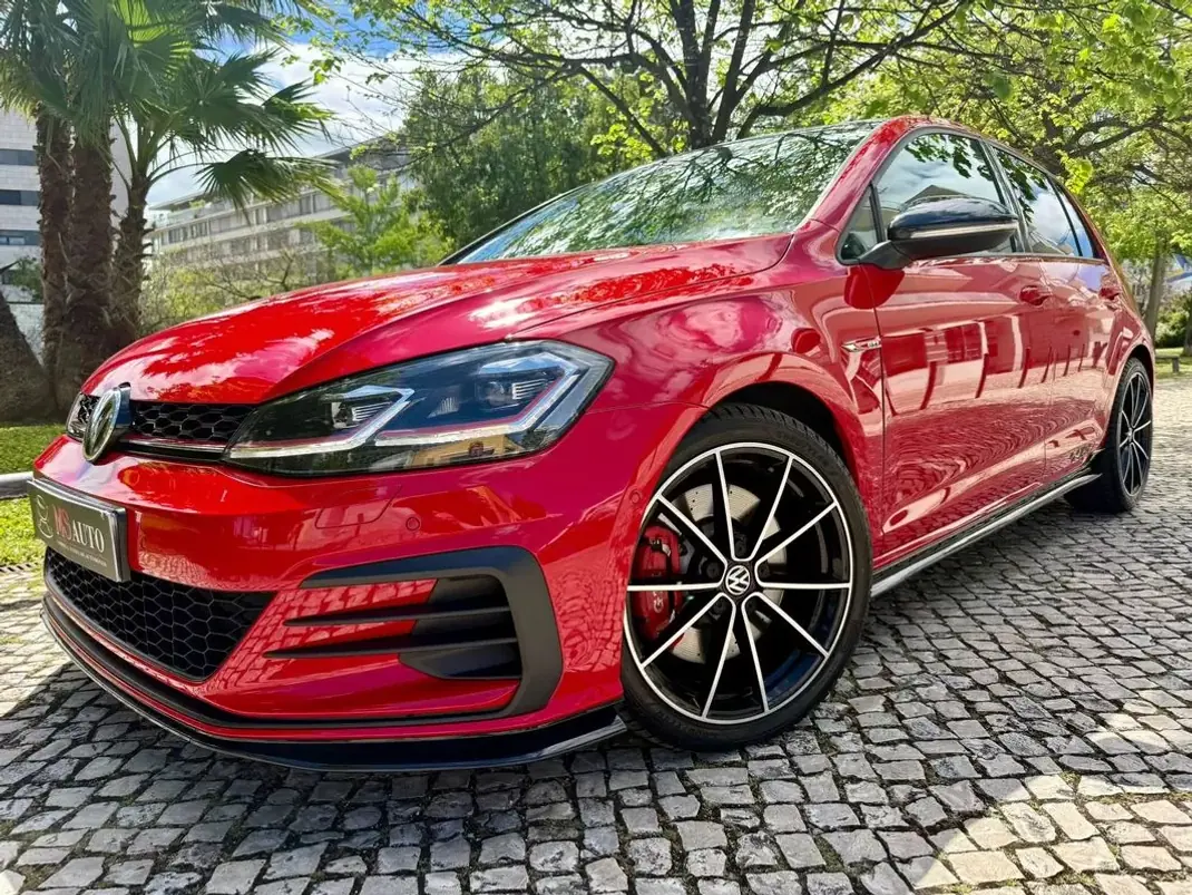 Volkswagen Golf 2019 - 31990 EUR, 110300 km - AUTO.MOTO.pt - 110300km - foto 19 de 38