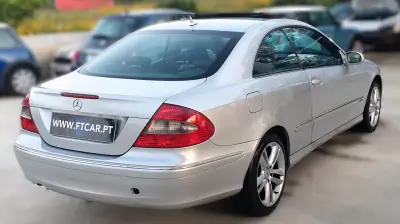 Mercedes-Benz CLK 220 2006 - 11990 EUR, 239000 km - AUTO.MOTO.pt - 239000km - foto 5 de 34