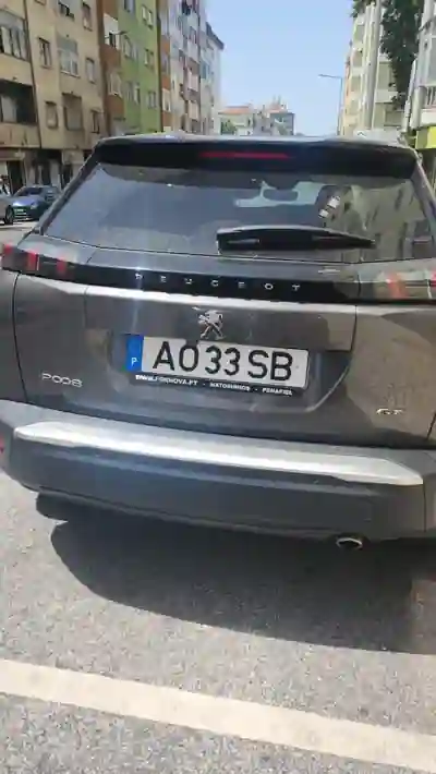 Peugeot 2008 2022 - 19500 EUR, 67000 km - AUTO.MOTO.pt - 67000km - foto 8 de 10