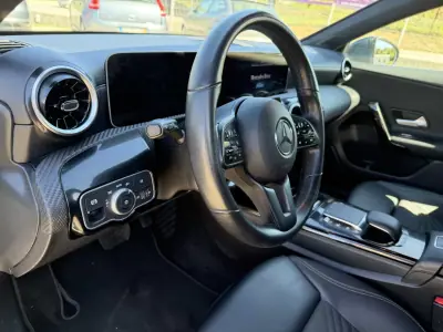 Mercedes-Benz A 180 2020 - 23900 EUR, 140000 km - AUTO.MOTO.pt - 140000km - foto 7 de 13