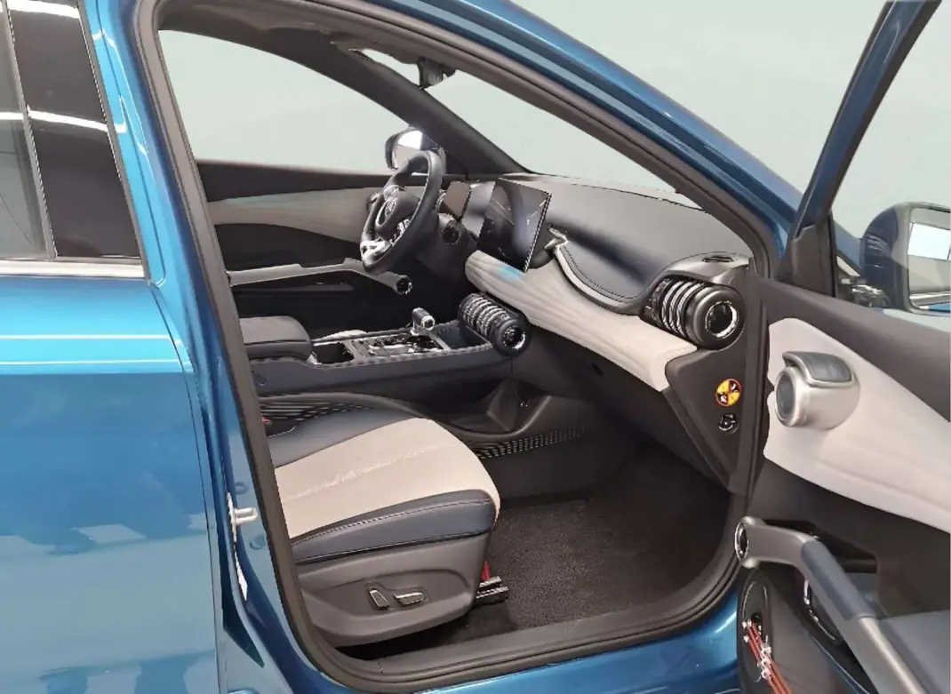 BYD Atto 3 2024 - 28500 EUR, 34630 km - AUTO.MOTO.pt - 34630km - foto 10 de 13