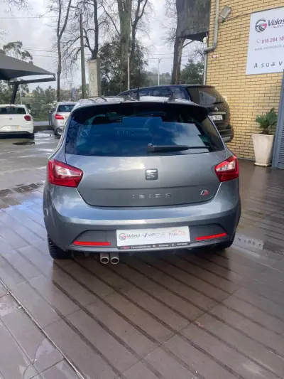 SEAT Ibiza 2016 - 13900 EUR, 118800 km - AUTO.MOTO.pt - 118800km - foto 4 de 24