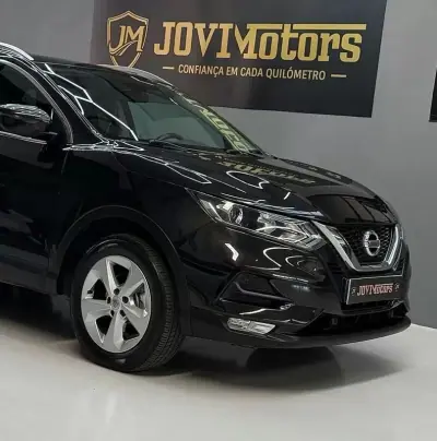 Nissan Qashqai 2018 - 15950 EUR, 158434 km - AUTO.MOTO.pt - 158434km - foto 3 de 27