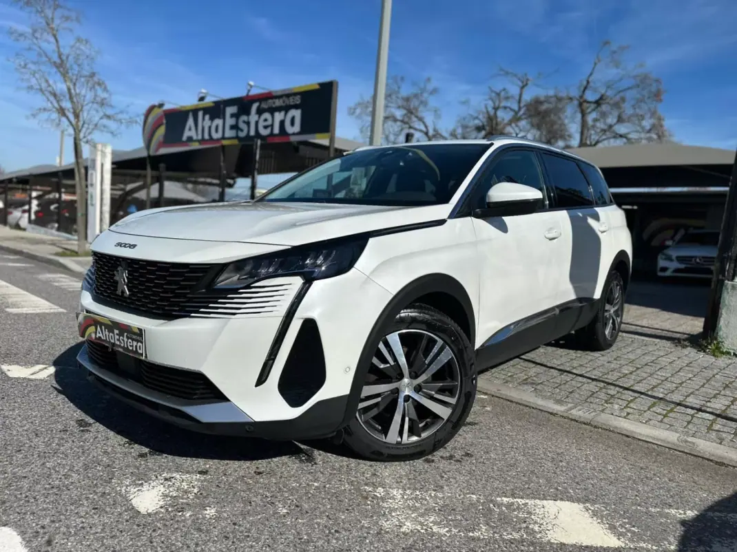 Peugeot 5008 2021 - 25900 EUR, 124114 km - AUTO.MOTO.pt - 124114km - foto 1 de 30