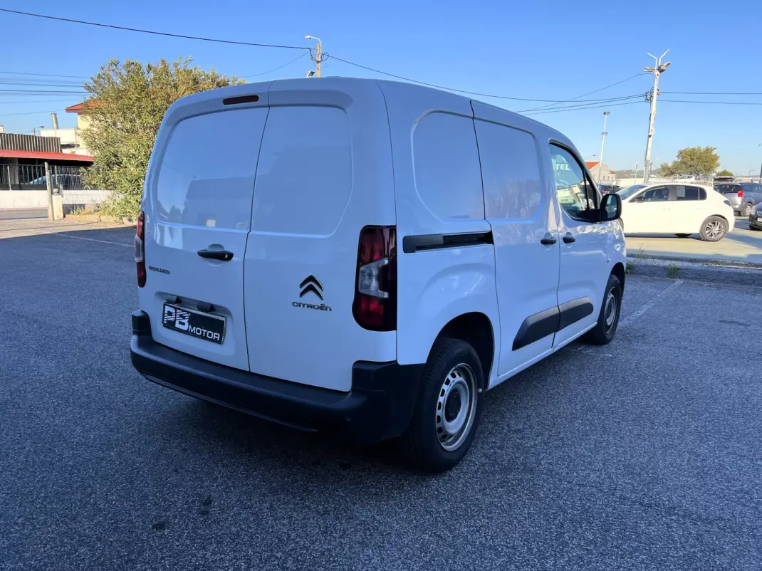 Citroën 2023 - 14999 EUR, 170703 km - AUTO.MOTO.pt - 170703km - foto 8 de 18