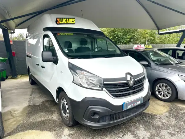 Renault Trafic 2.0 dCi L2H2 1.2T 2021 - 22990 EUR, 89900 km - AUTO.MOTO.pt - 89900km - foto 2 de 9