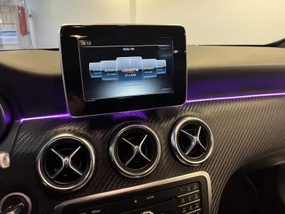 Mercedes-Benz A 180 2017 - 19490 EUR, 150000 km - AUTO.MOTO.pt - 150000km - foto 25 de 36
