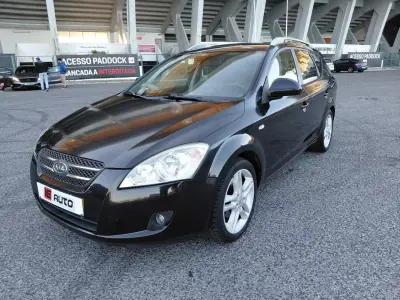 Kia Ceed SW 2008 - 4490 EUR, 182285 km - AUTO.MOTO.pt - 182285km - foto 2 de 25