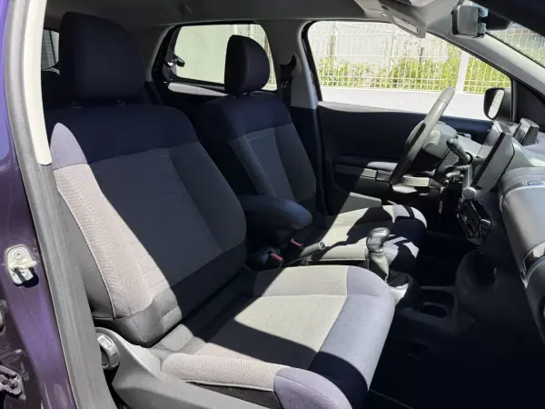 Citroën C4 Cactus 2017 - 8500 EUR, 201000 km - AUTO.MOTO.pt - 201000km - foto 13 de 17