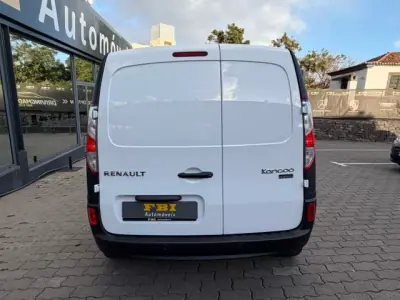 Renault Kangoo 2018 - 12900 EUR, 94420 km - AUTO.MOTO.pt - 94420km - foto 8 de 12